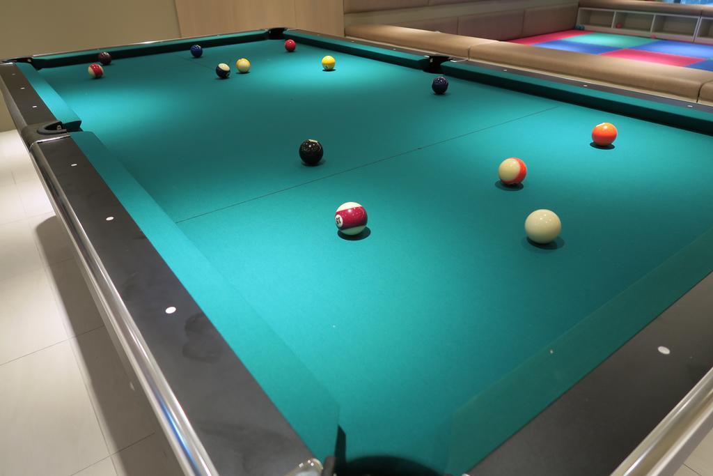 Look Royal Resort Jiayi Zewnętrze zdjęcie Pool table